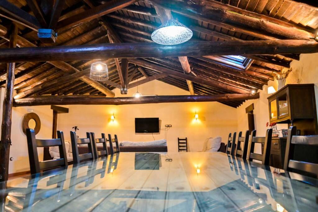 Un Espacio Unico, 'la Casona Del Senor' Con Bodega Caleruela